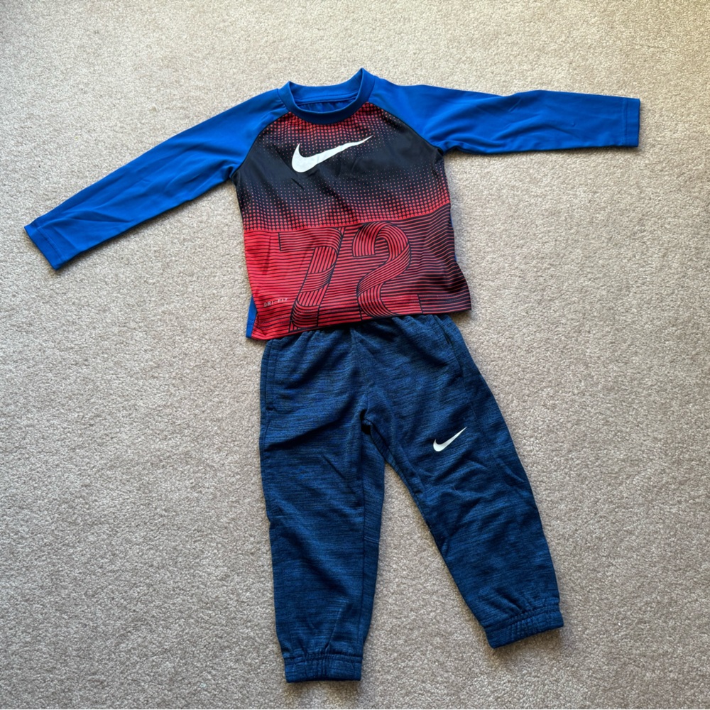 Nike Toddler, Dry-Fit Athletic Set, size 2T